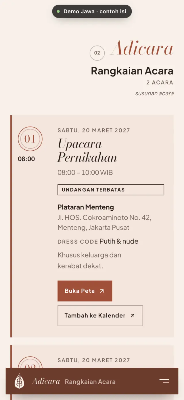 Contoh undangan digital adat Jawa: bagian Adicara berisi jadwal upacara pernikahan, alamat, dress code, tombol peta dan kalender